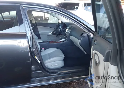 2008 Lexus Is 350 z USA, uszkodzony, nr VIN JTHBE262585020708